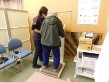 体組成計を使って筋肉量・脂肪量を測定